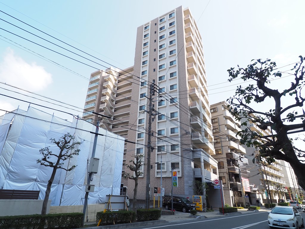 ファーネスト白木原駅前ルクシア